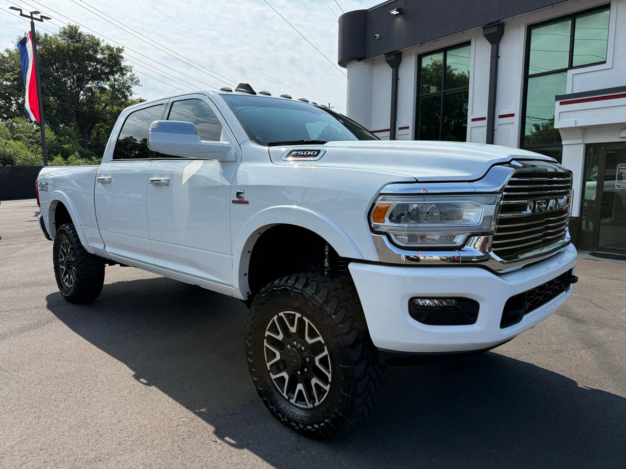 RAM 2500 Laramie 4x4 Crew Cab 6'4" Box 2022