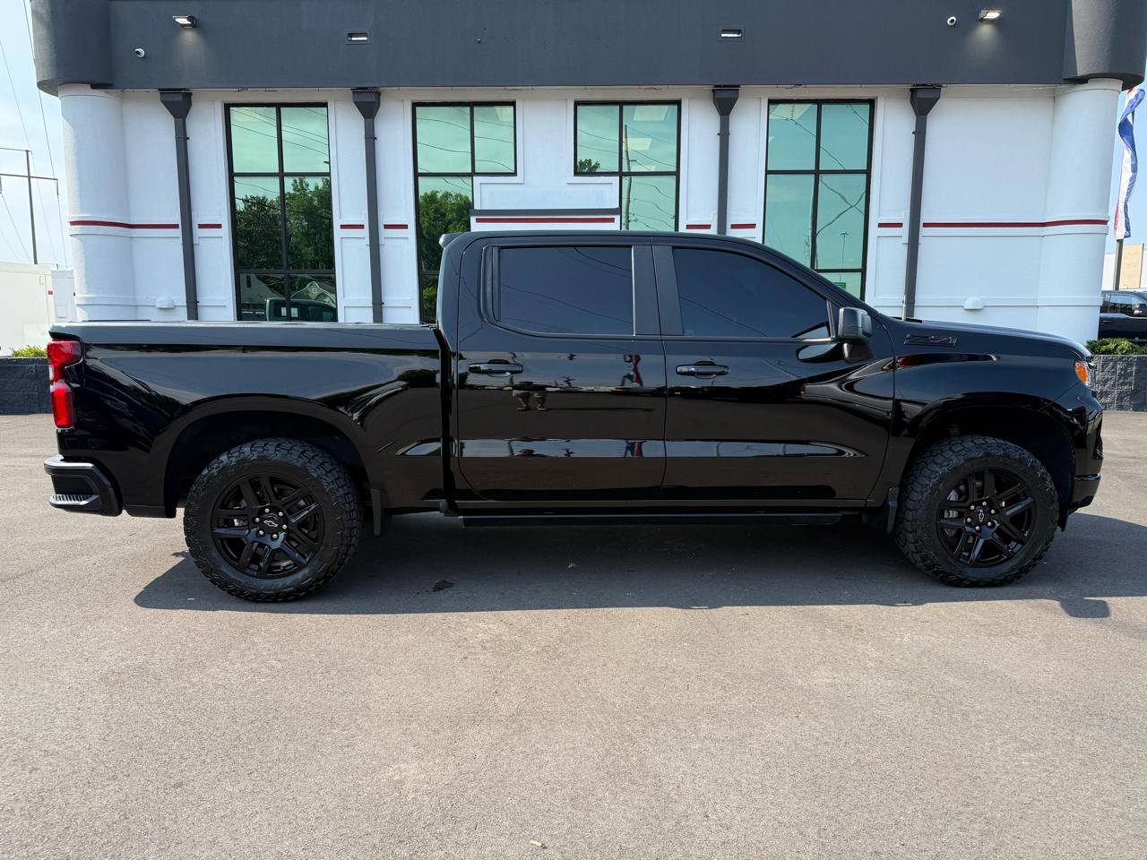 Chevrolet Silverado 1500 4WD Crew Cab 147" RST 2024