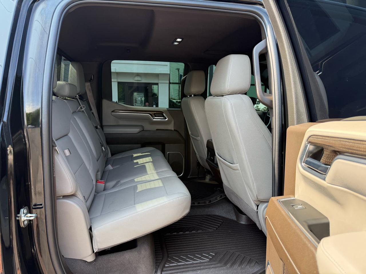 Chevrolet Silverado 1500 4WD Crew Cab 147" RST 2024