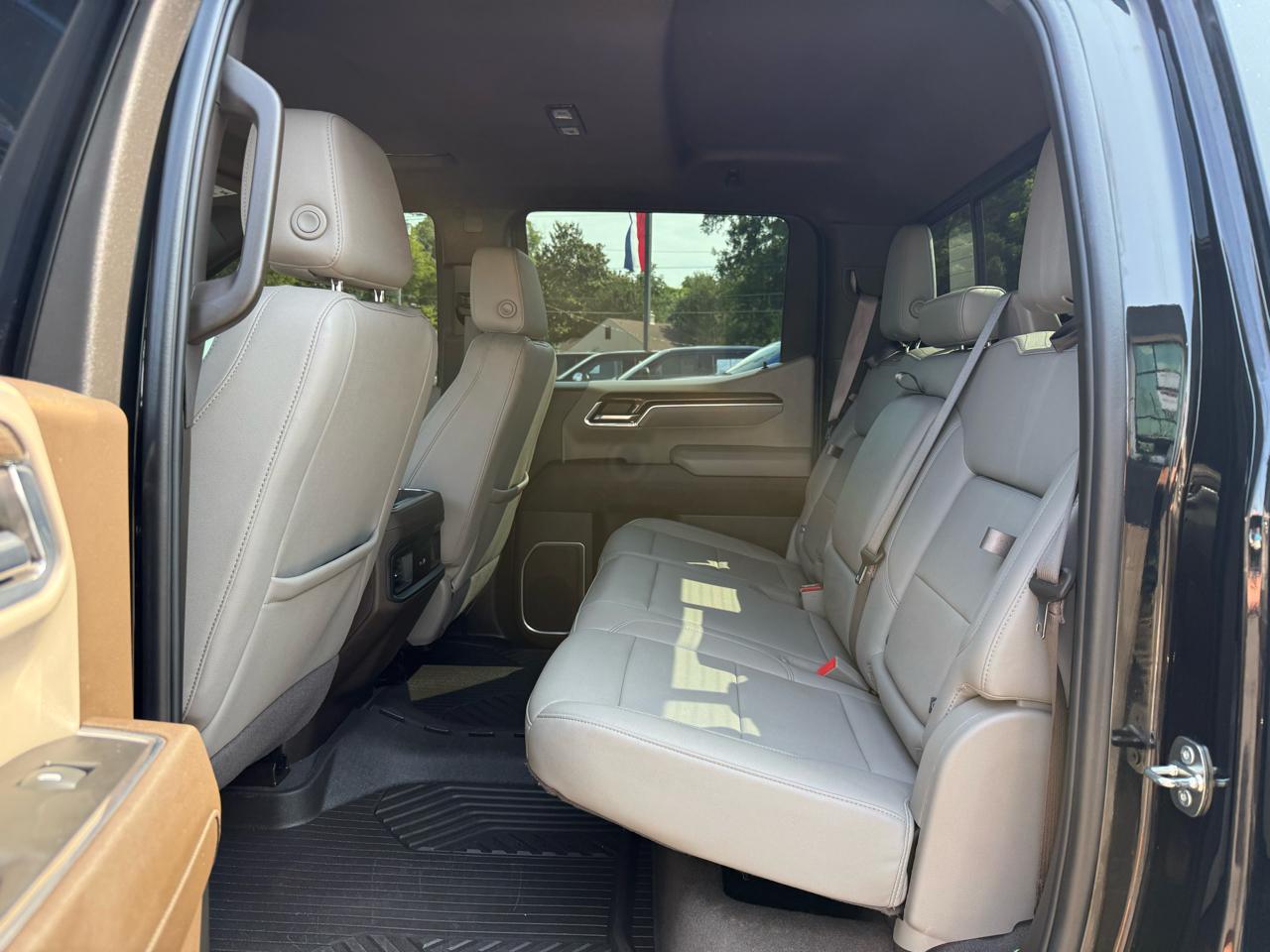 Chevrolet Silverado 1500 4WD Crew Cab 147" RST 2024