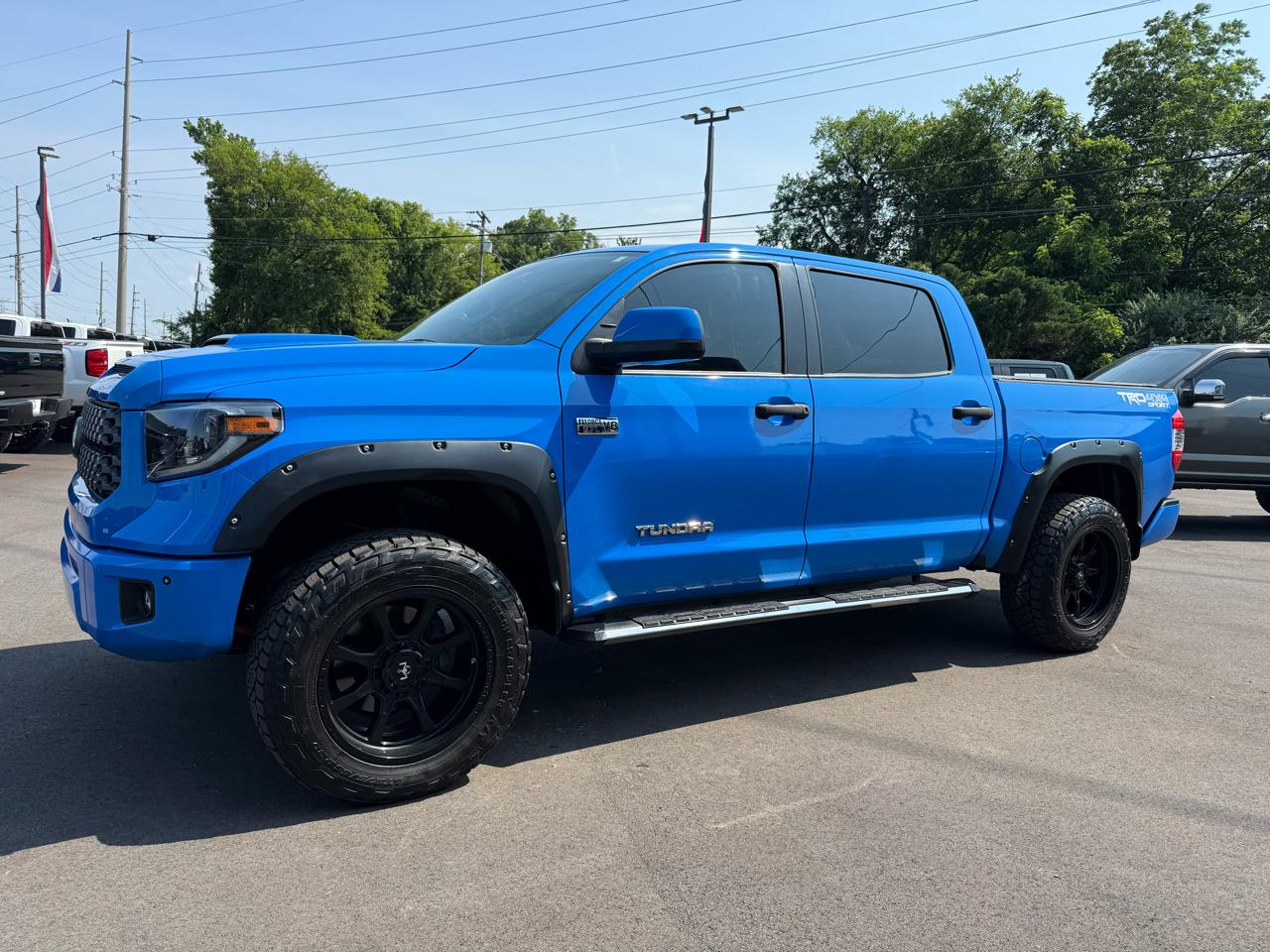Toyota Tundra 4WD SR5 CrewMax 5.5' Bed 5.7L (Natl) 2021