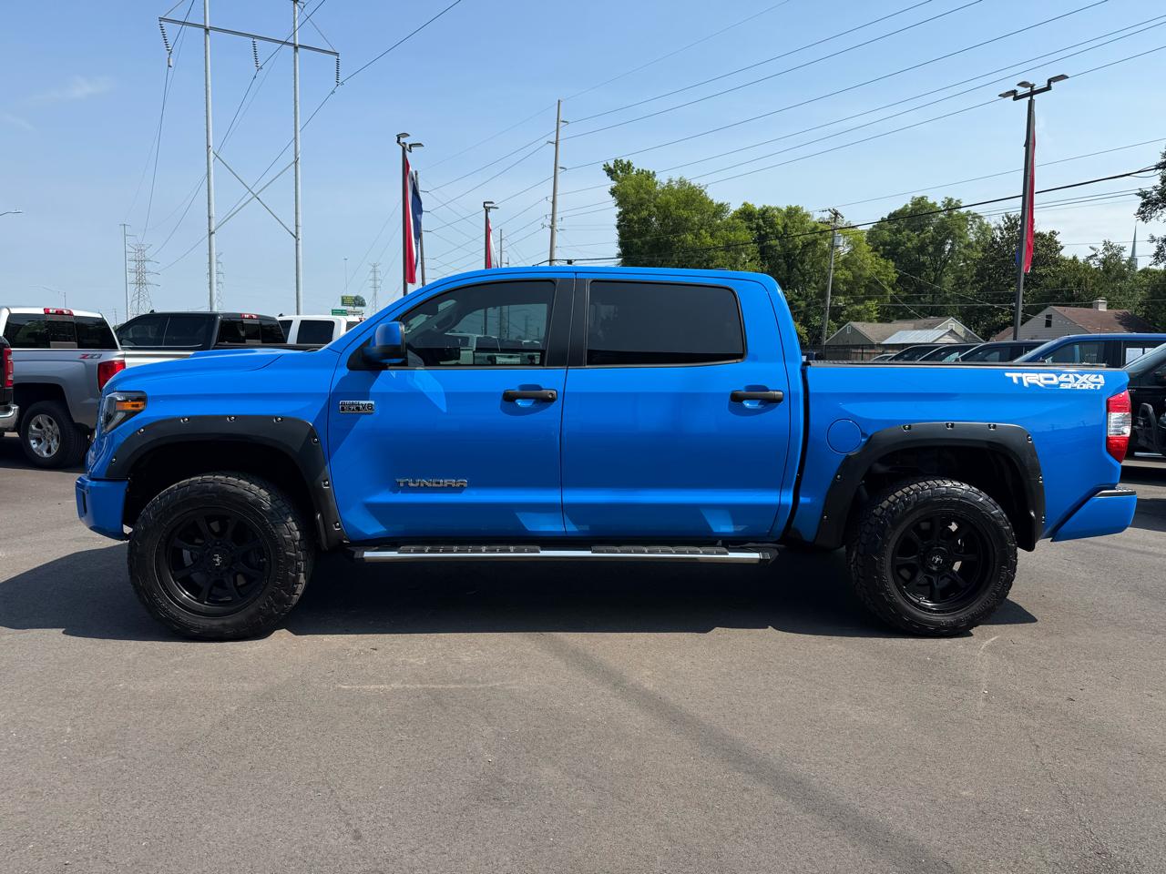 Toyota Tundra 4WD SR5 CrewMax 5.5' Bed 5.7L (Natl) 2021