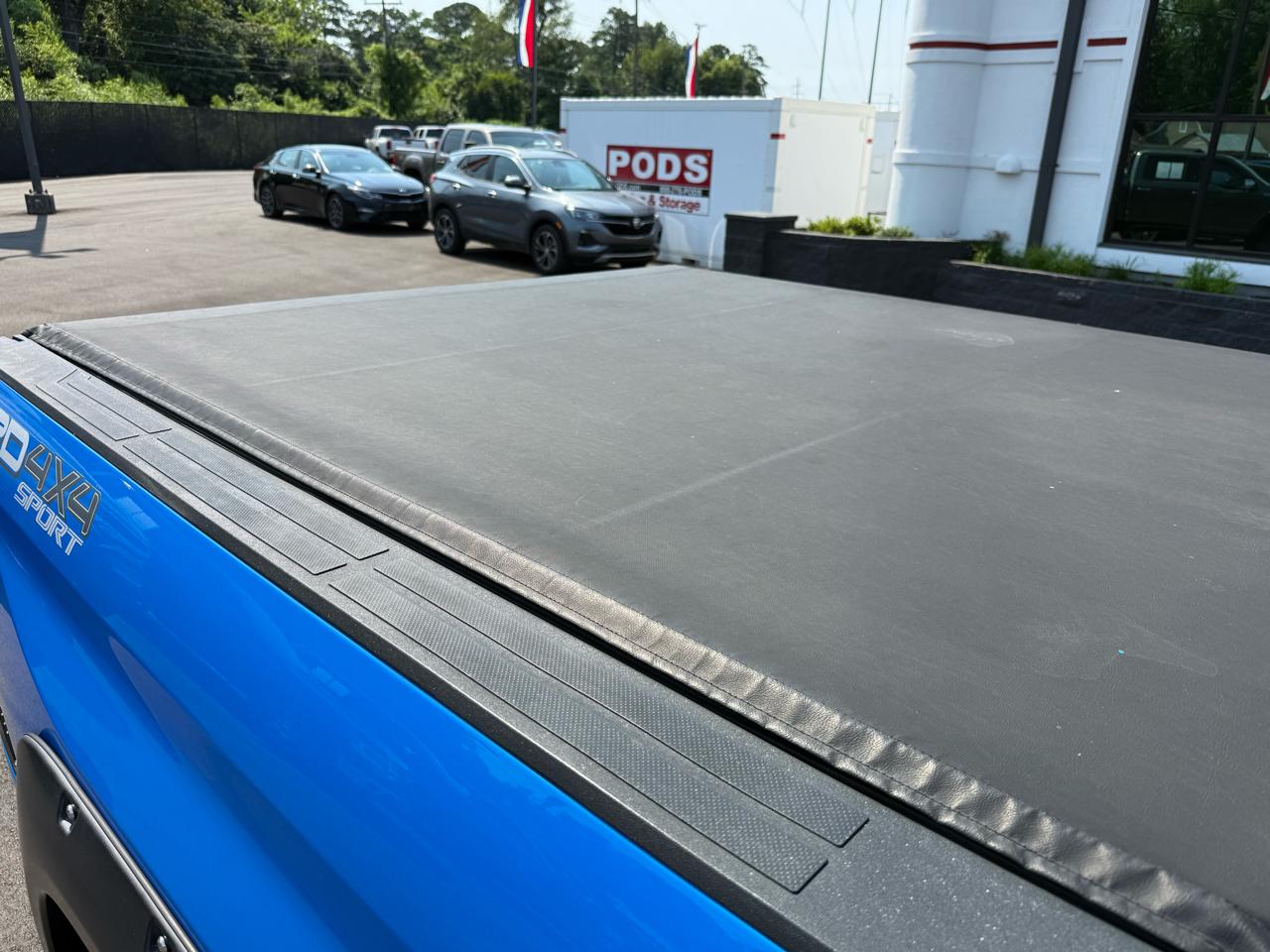 Toyota Tundra 4WD SR5 CrewMax 5.5' Bed 5.7L (Natl) 2021