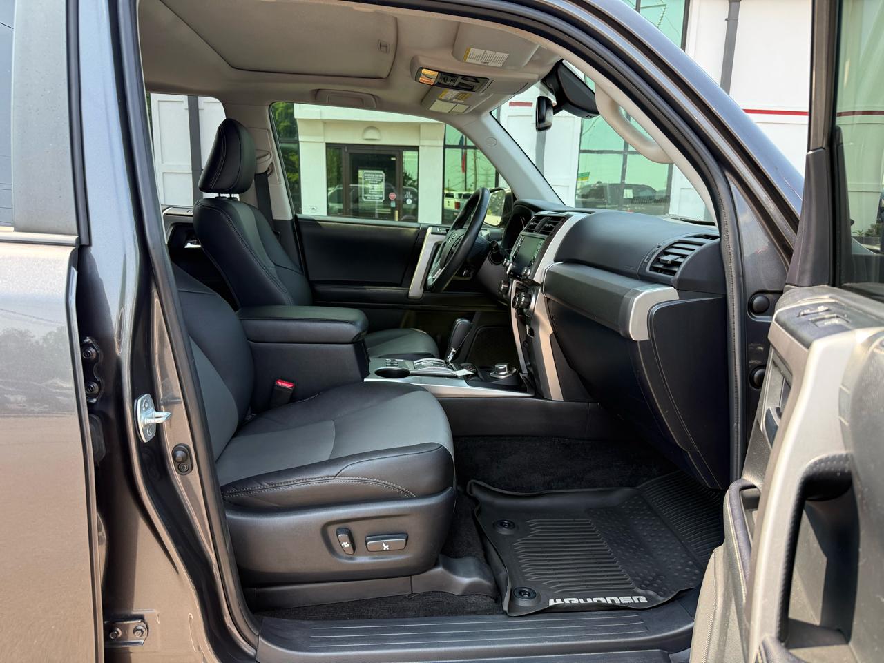 Toyota 4Runner SR5 Premium 4WD (Natl) 2021