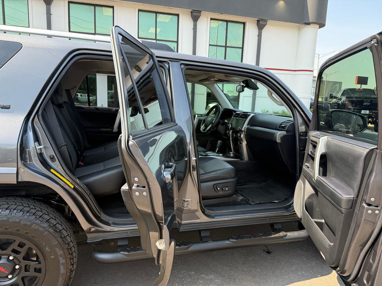 Toyota 4Runner SR5 Premium 4WD (Natl) 2021