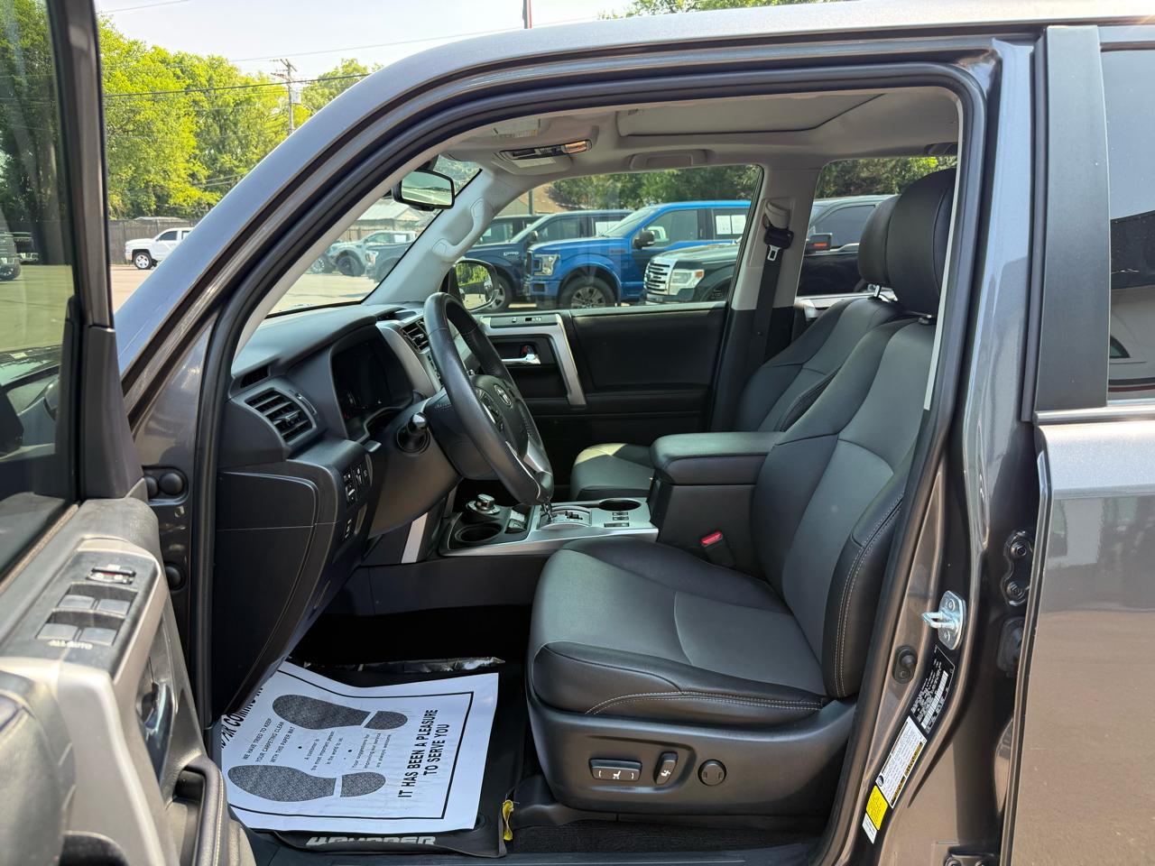 Toyota 4Runner SR5 Premium 4WD (Natl) 2021