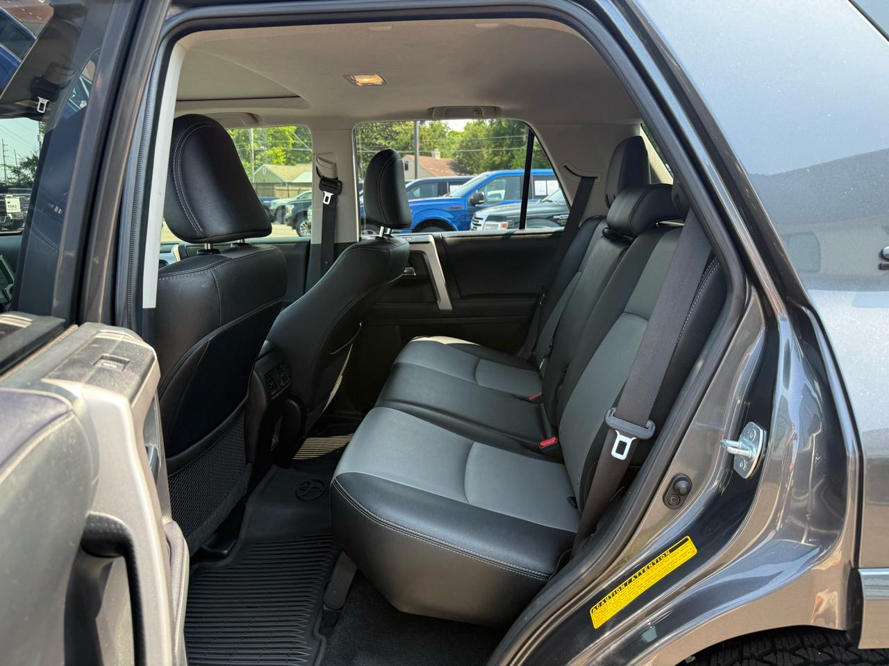 Toyota 4Runner SR5 Premium 4WD (Natl) 2021