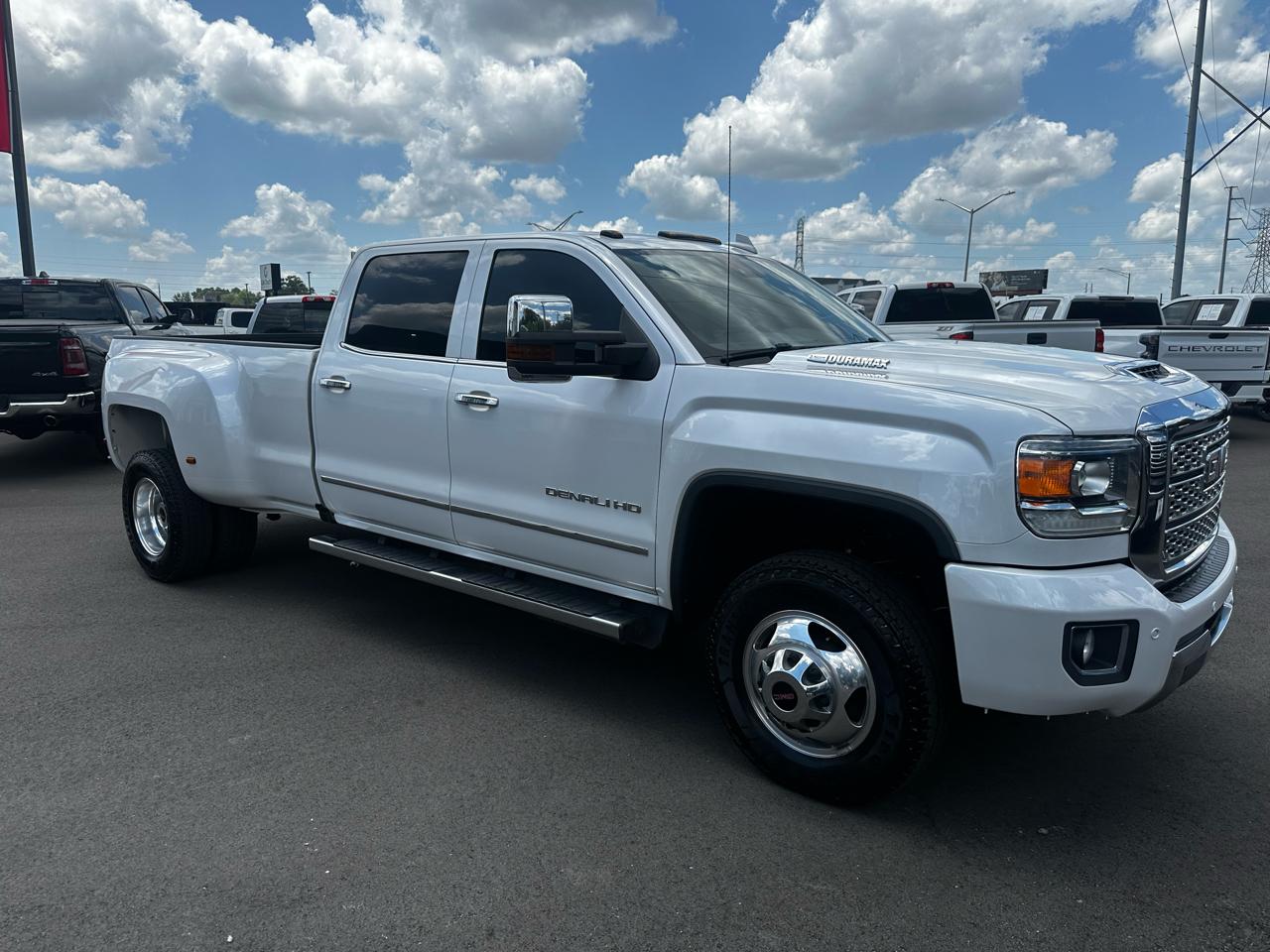 GMC Sierra 3500HD 4WD Crew Cab 167.7" Denali 2019