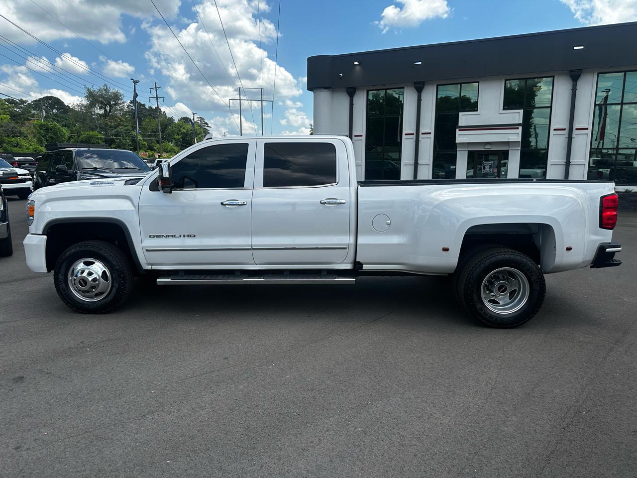 GMC Sierra 3500HD 4WD Crew Cab 167.7" Denali 2019