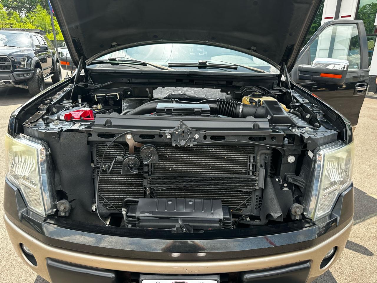 Ford F-150 Lariat Reg. Cab Short Bed 4WD 2013