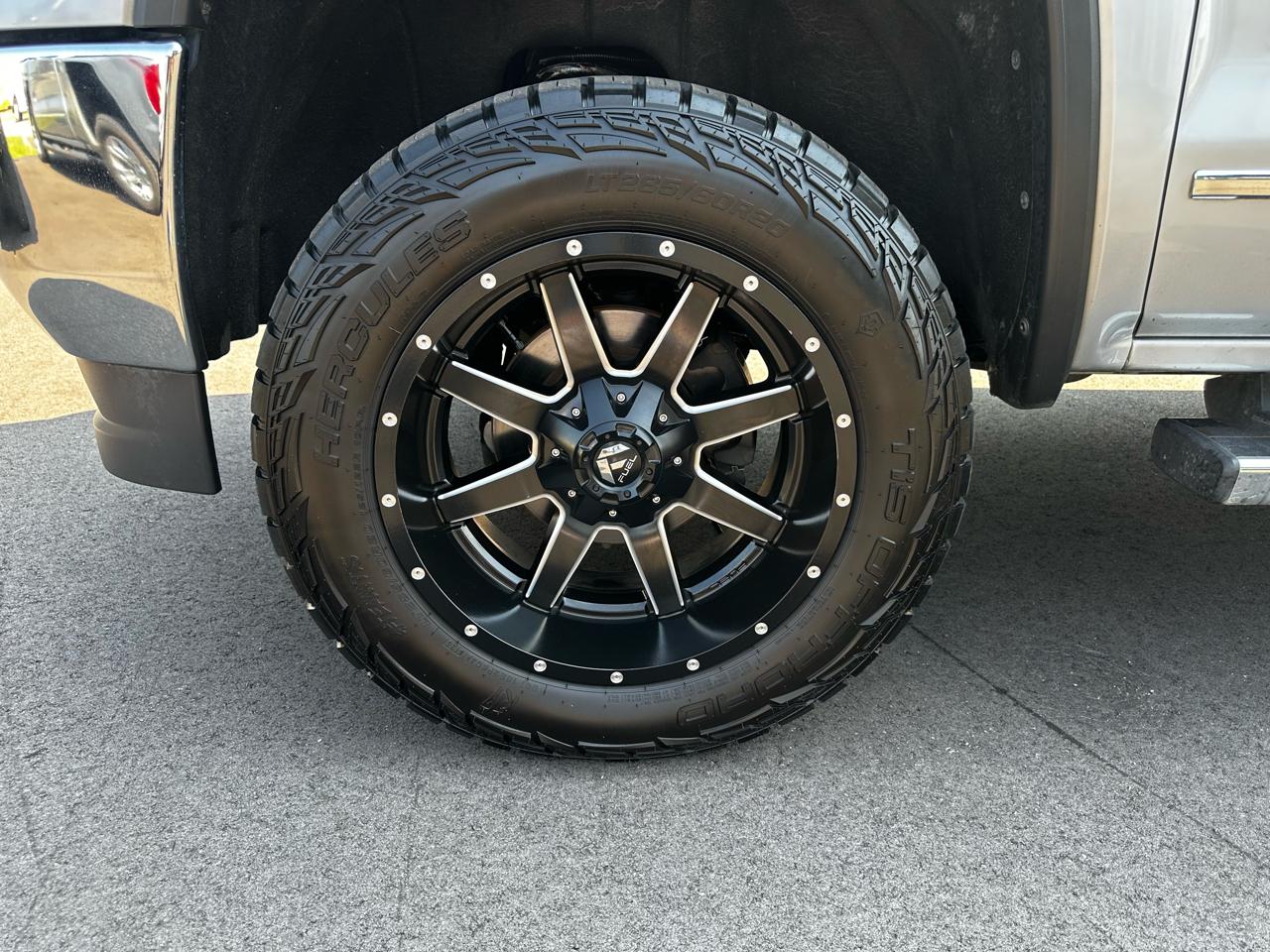 GMC Sierra 1500 4WD Crew Cab 143.5" SLT 2018