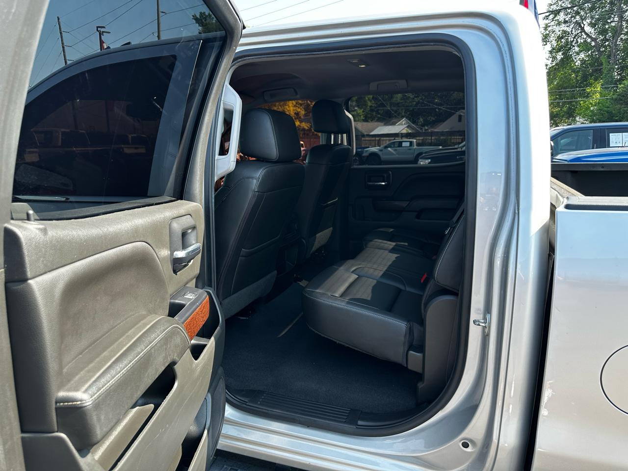 GMC Sierra 1500 4WD Crew Cab 143.5" SLT 2018
