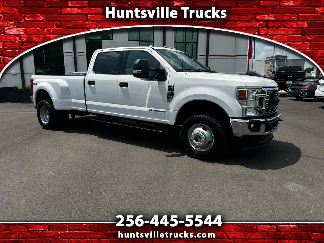 Ford Super Duty F-350 DRW Crew Cab 172" XLT 2022