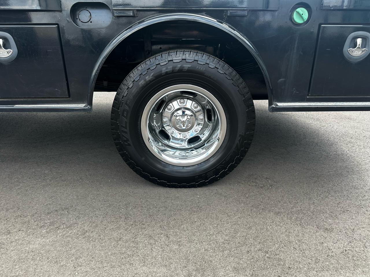 RAM 3500 Chassis Cab Tradesman 4WD Crew Cab 60" CA 172.4" WB 2021
