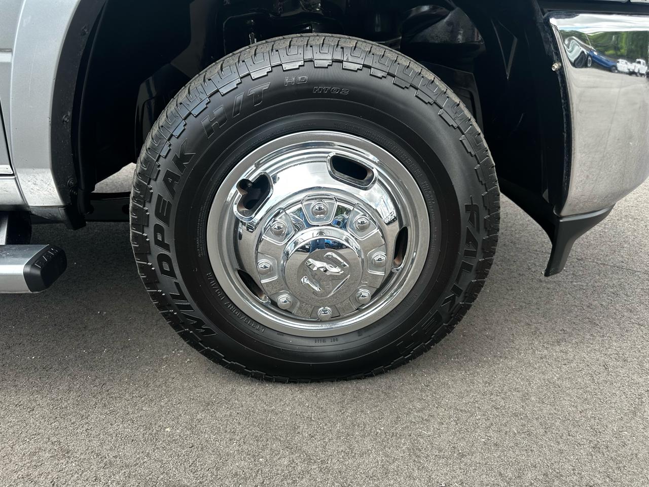 RAM 3500 Chassis Cab Tradesman 4WD Crew Cab 60" CA 172.4" WB 2021