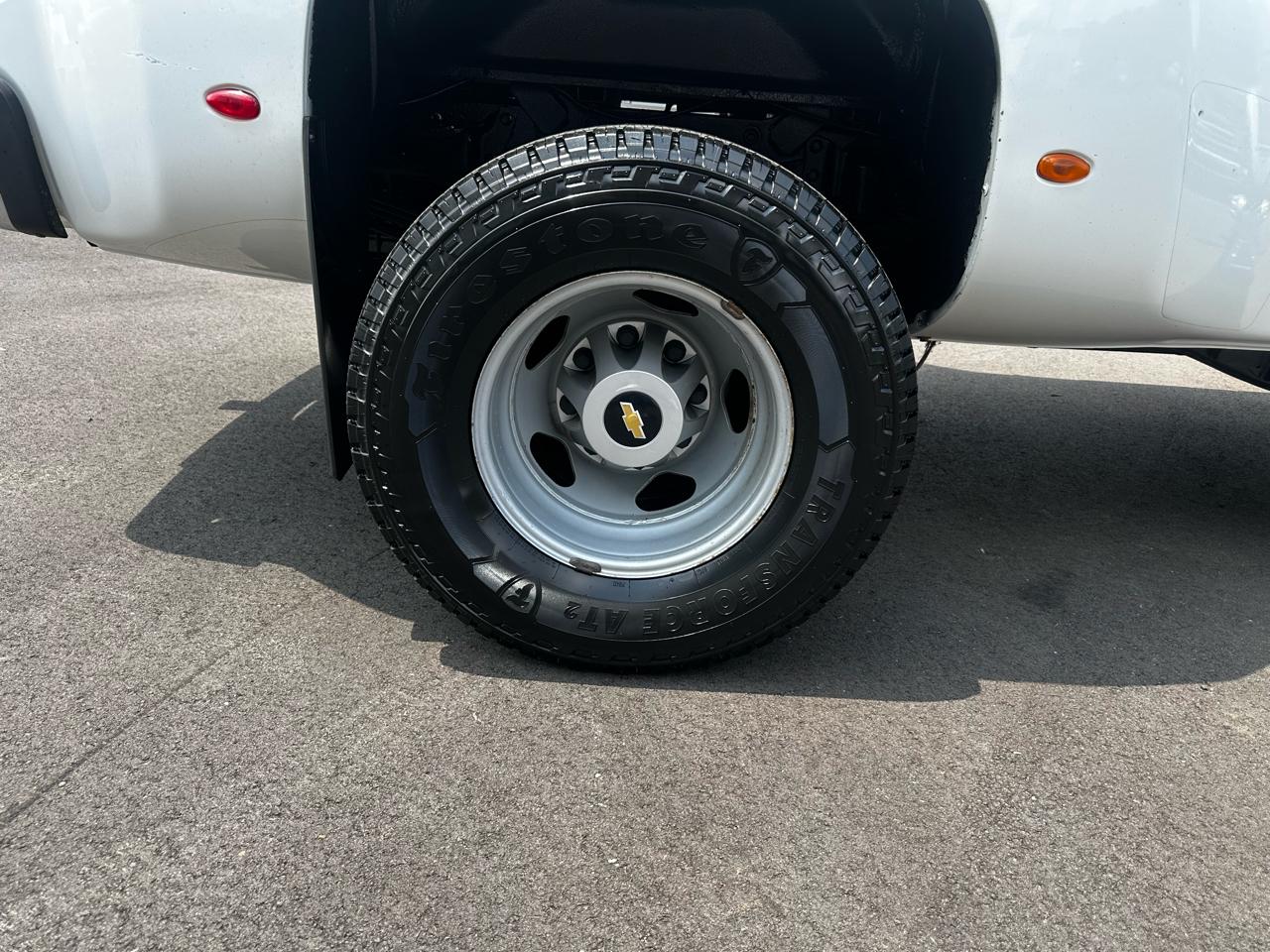 Chevrolet Silverado 3500HD 4WD Ext Cab 158.2" DRW Work Truck 2011