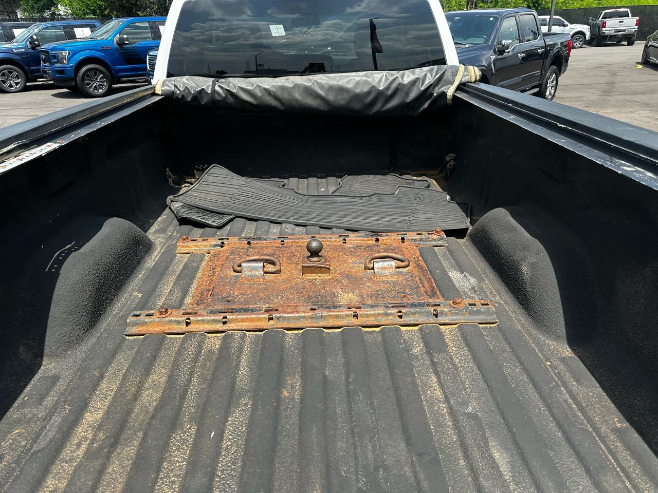 Chevrolet Silverado 3500HD 4WD Ext Cab 158.2" DRW Work Truck 2011