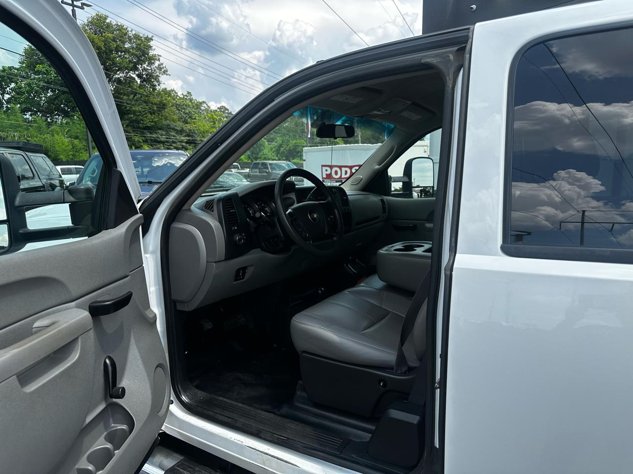 Chevrolet Silverado 3500HD 4WD Ext Cab 158.2" DRW Work Truck 2011