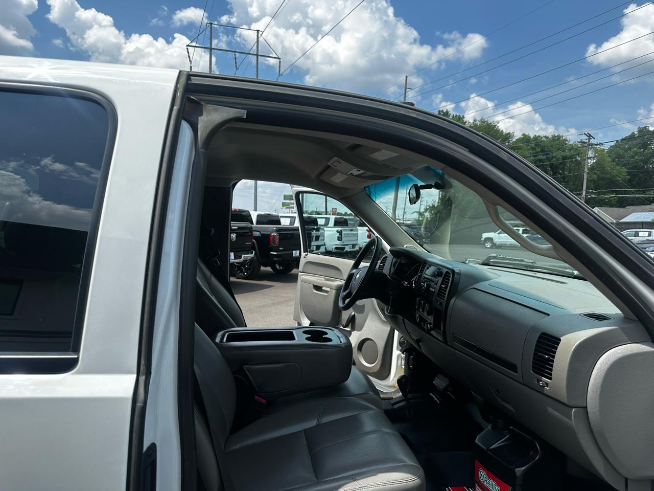Chevrolet Silverado 3500HD 4WD Ext Cab 158.2" DRW Work Truck 2011