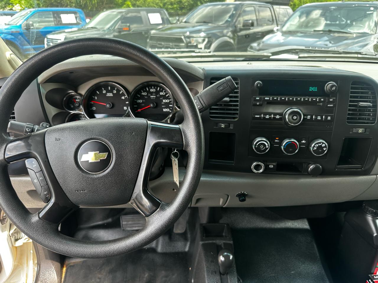 Chevrolet Silverado 3500HD 4WD Ext Cab 158.2" DRW Work Truck 2011