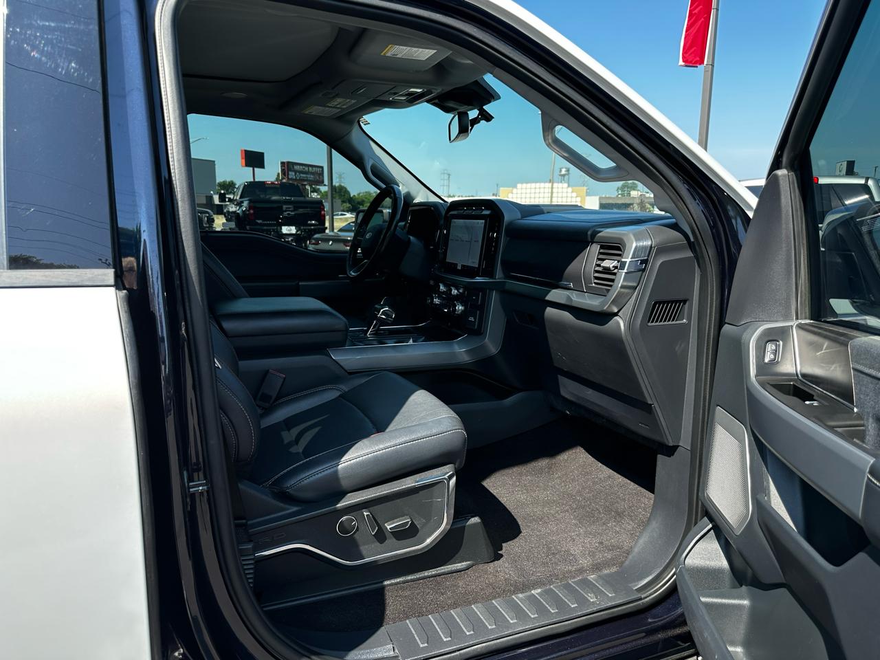 Ford F-150 Lariat Reg. Cab Short Bed 4WD 2022