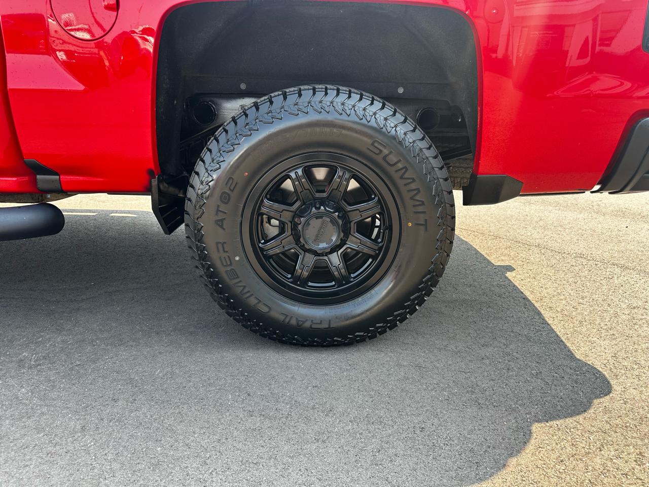 Chevrolet Silverado 1500 4WD Crew Cab 143.5" LT w/2LT 2017
