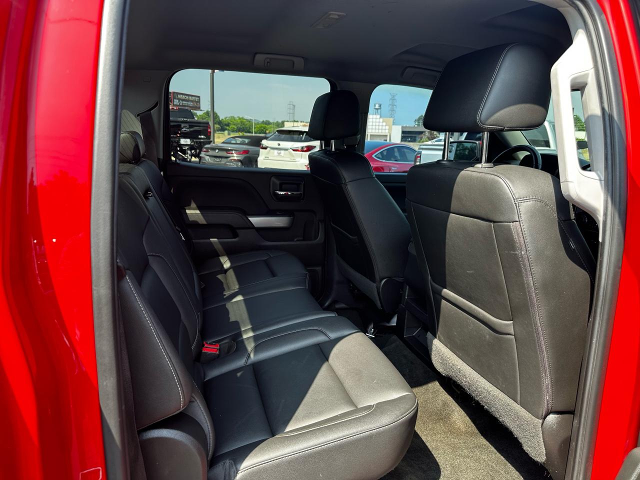 Chevrolet Silverado 1500 4WD Crew Cab 143.5" LT w/2LT 2017