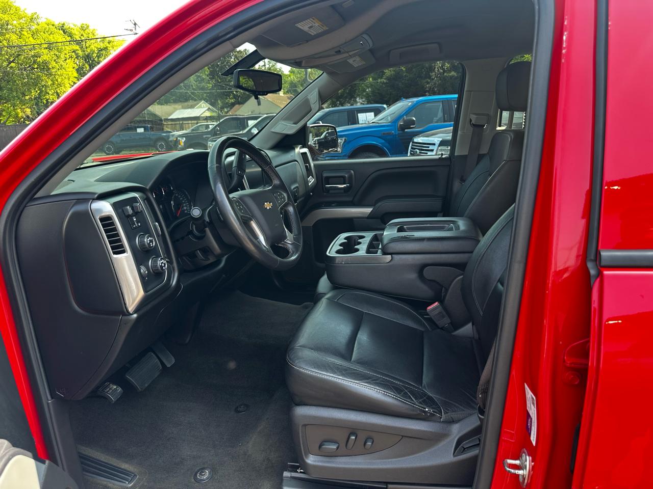 Chevrolet Silverado 1500 4WD Crew Cab 143.5" LT w/2LT 2017