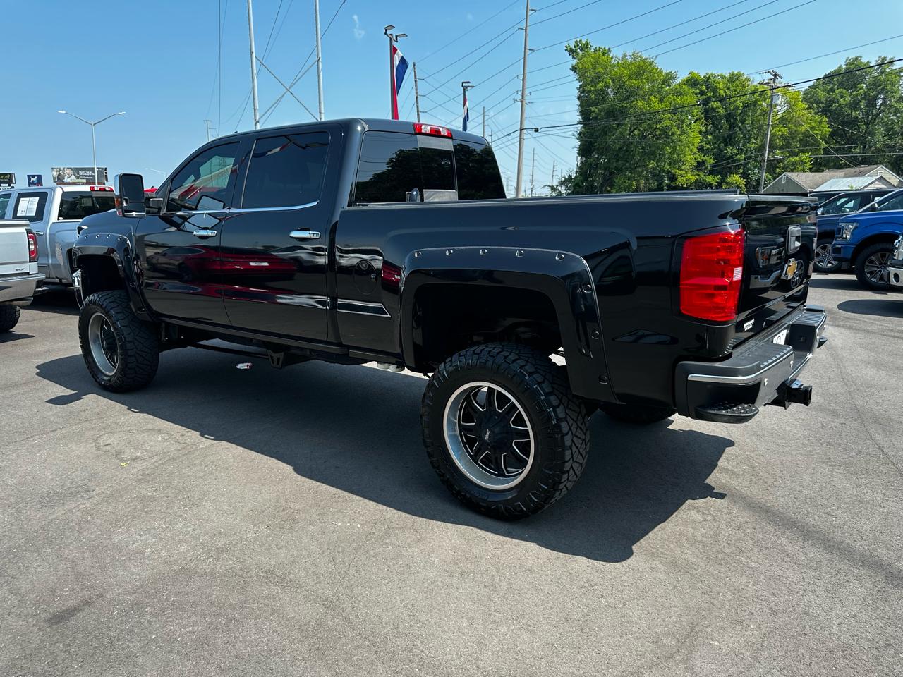 Chevrolet Silverado 2500HD Built After Aug 14 4WD Crew Cab 153.7" LTZ 2015