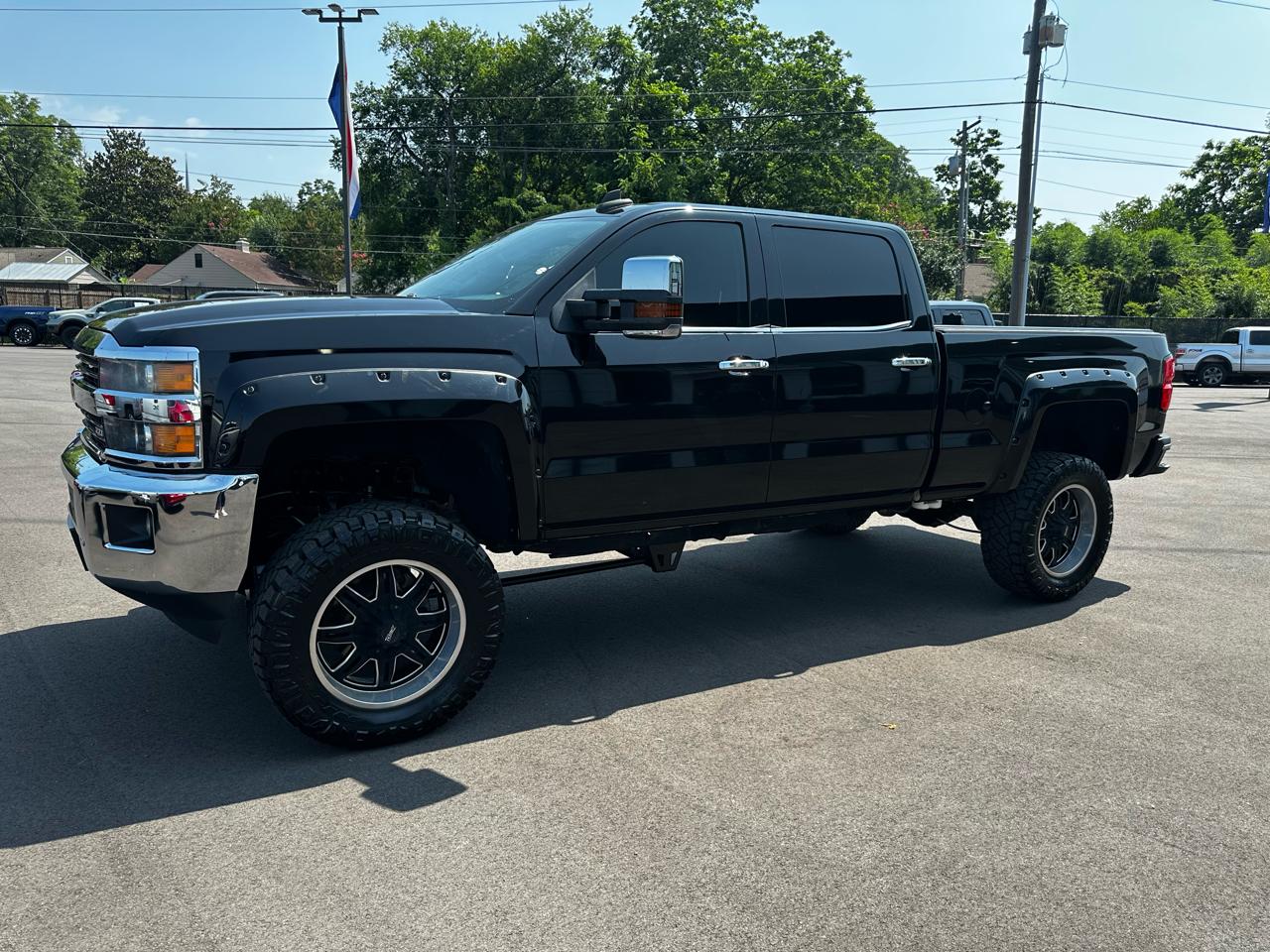 Chevrolet Silverado 2500HD Built After Aug 14 4WD Crew Cab 153.7" LTZ 2015