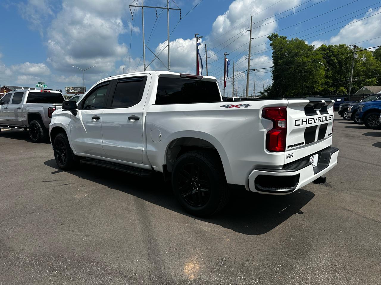 Chevrolet Silverado 1500 LTD 4WD Crew Cab 147" Custom 2022