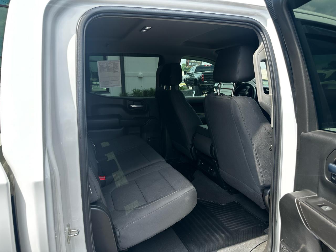 Chevrolet Silverado 1500 LTD 4WD Crew Cab 147" Custom 2022