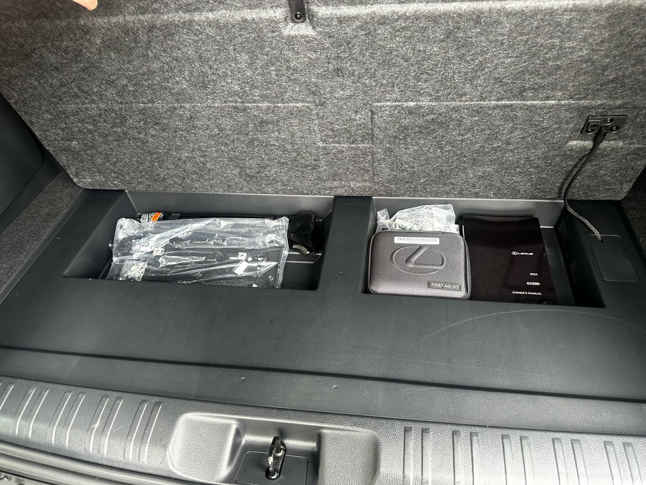 Lexus GX GX 550 Premium 4WD 2024