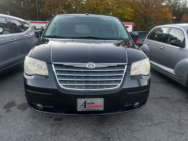 2009 Chrysler Town & Country Touring