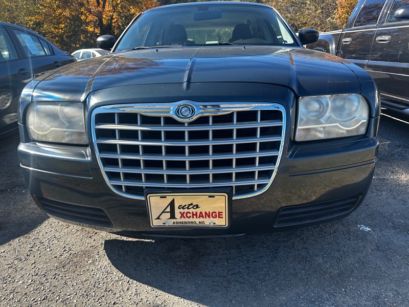 2007 Chrysler 300 Base