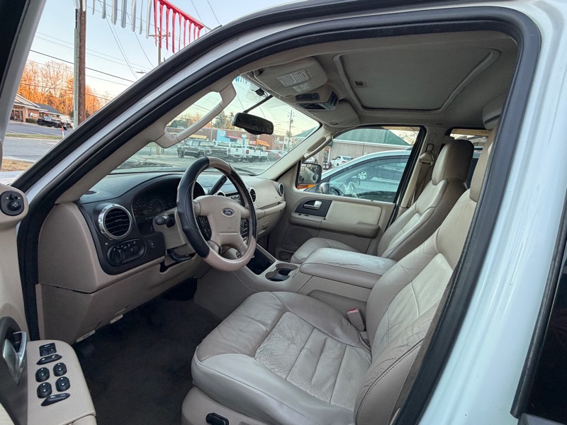 Ford Expedition Eddie Bauer 5.4L 4WD 2004