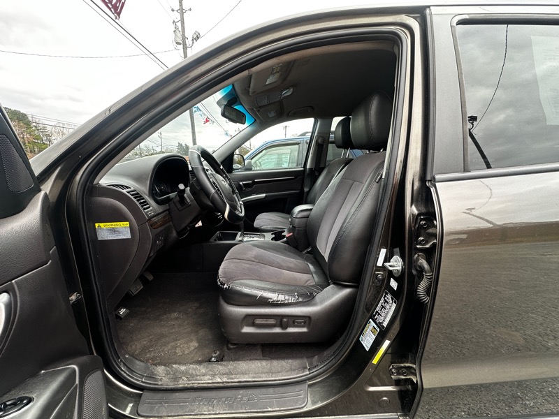 Hyundai Santa Fe SE 3.5 FWD 2011