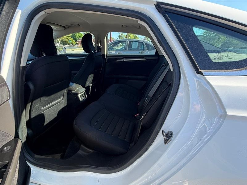 Hyundai Elantra GS Coupe A/T 2013