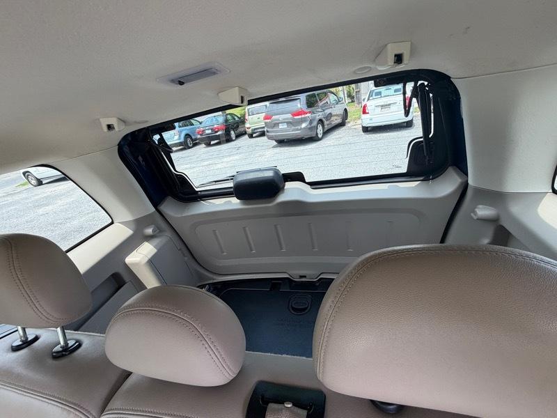 Ford Escape XLT 4WD V6 2008