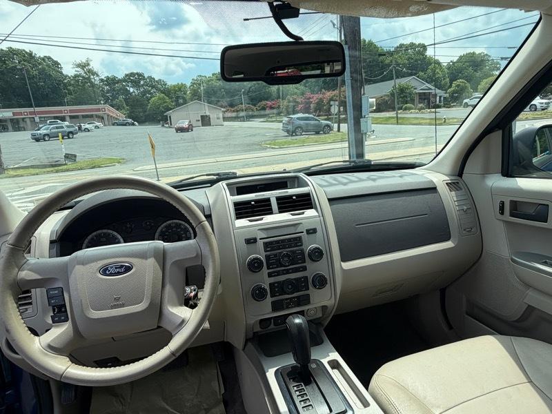 Ford Escape XLT 4WD V6 2008