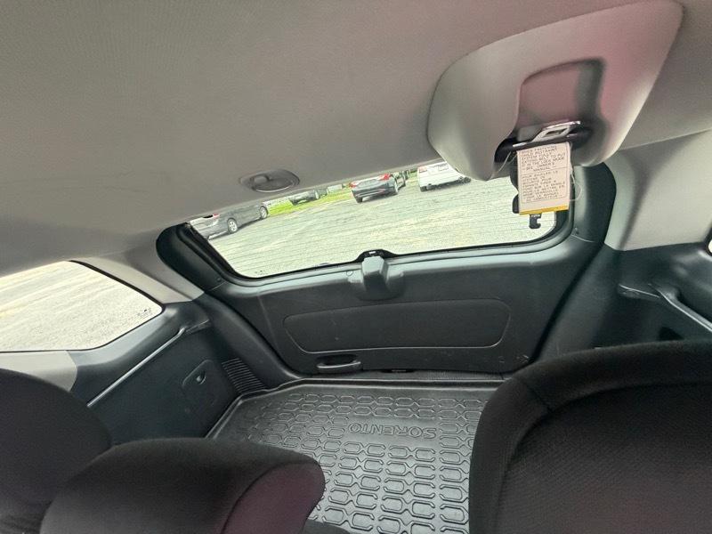 Kia Sorento LX 2WD 2009