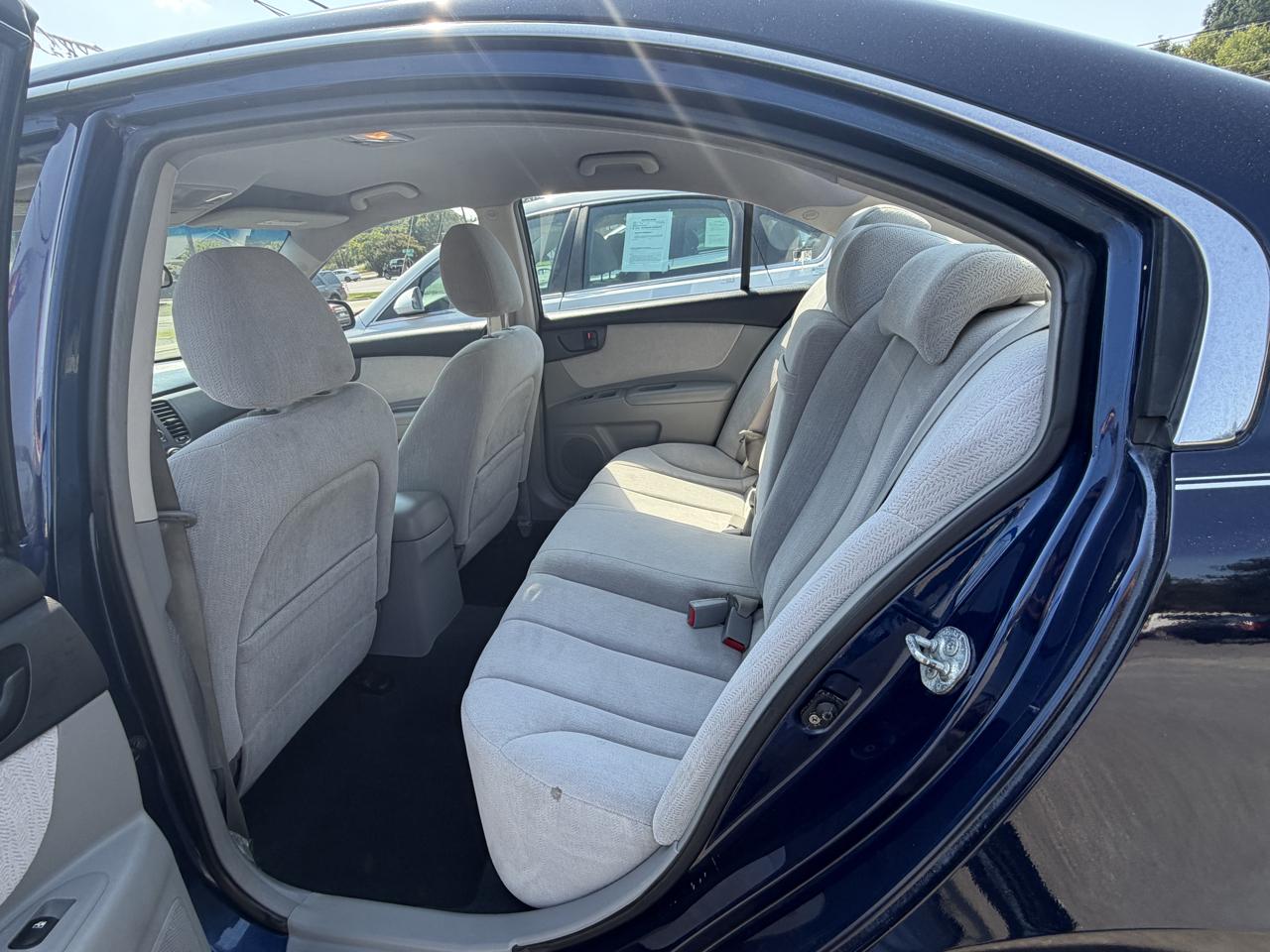 2008 Kia Optima LX - Photo 8