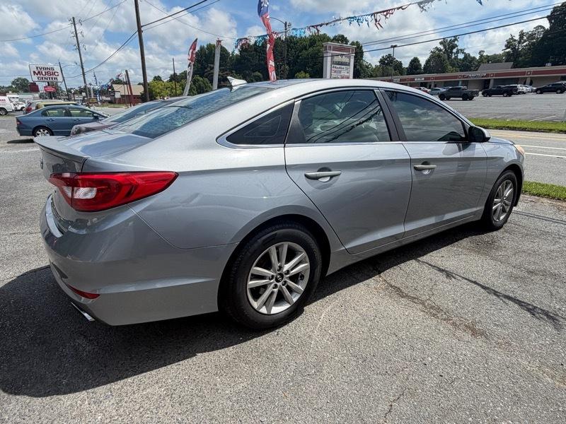 Hyundai Sonata SE 2015