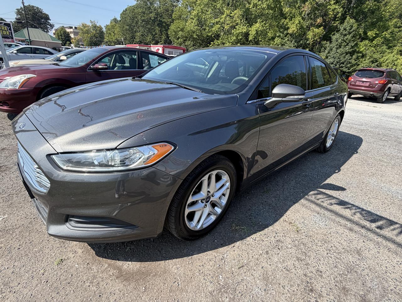Ford Fusion SE 2015