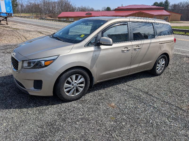 2015 Kia Sedona LX