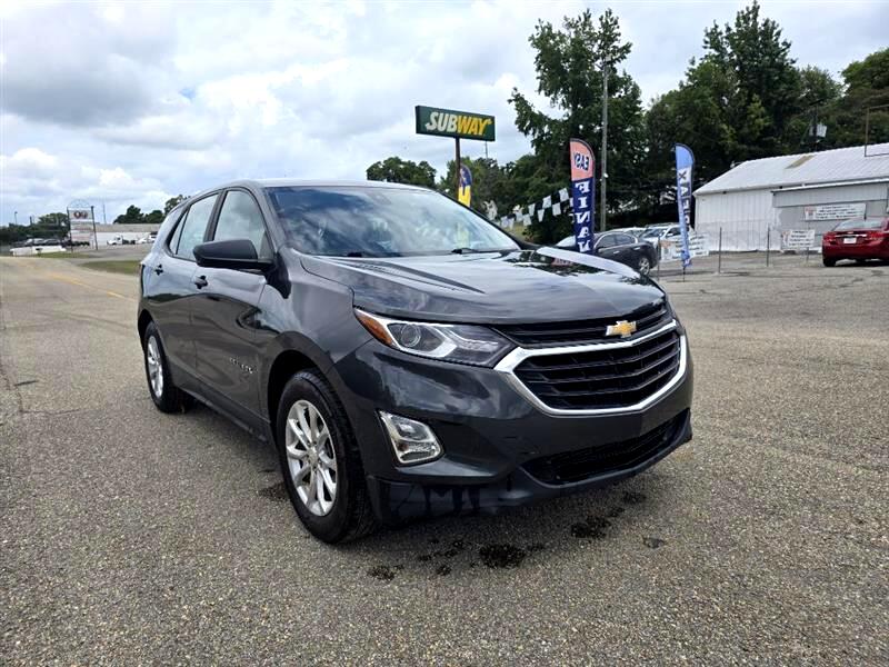 2021 Chevrolet Equinox LS photo 3
