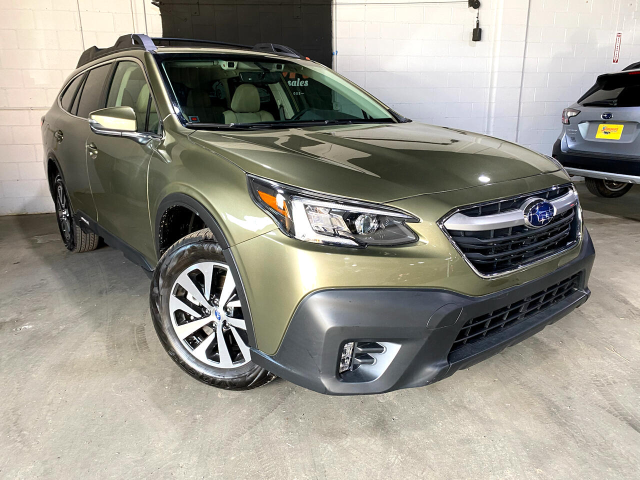 Subaru Outback Premium 2021