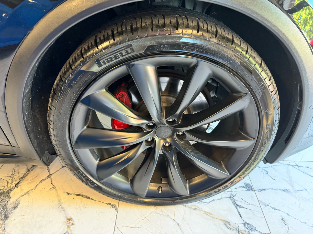 2016 Tesla Model X P100D photo 24
