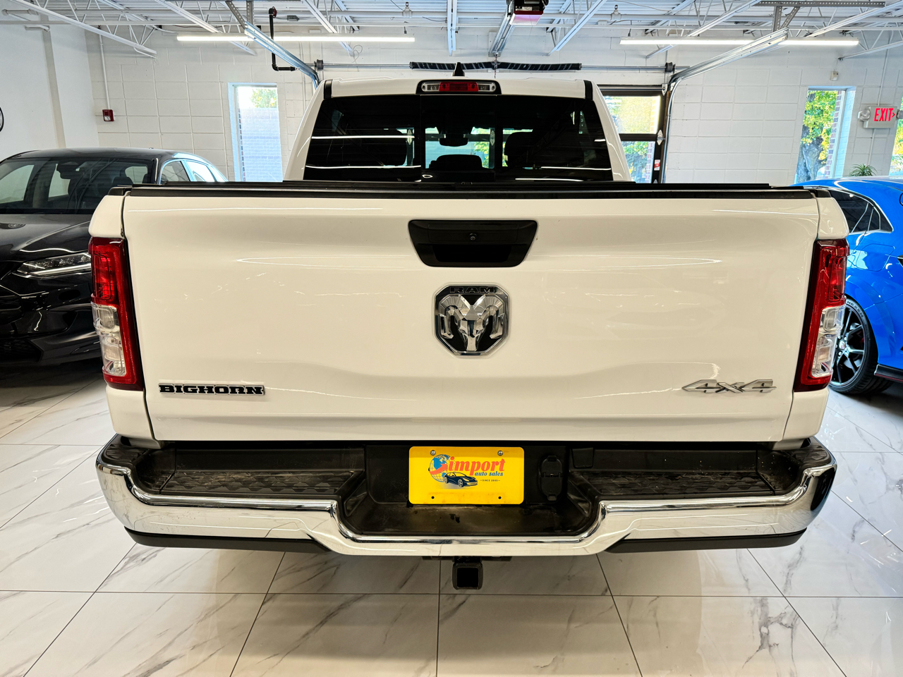 RAM 1500 Big Horn 4x4 Crew Cab 5'7" Box 2023 RAM 1500 Big Horn 4x4 Crew Cab 5'7" Box 2023