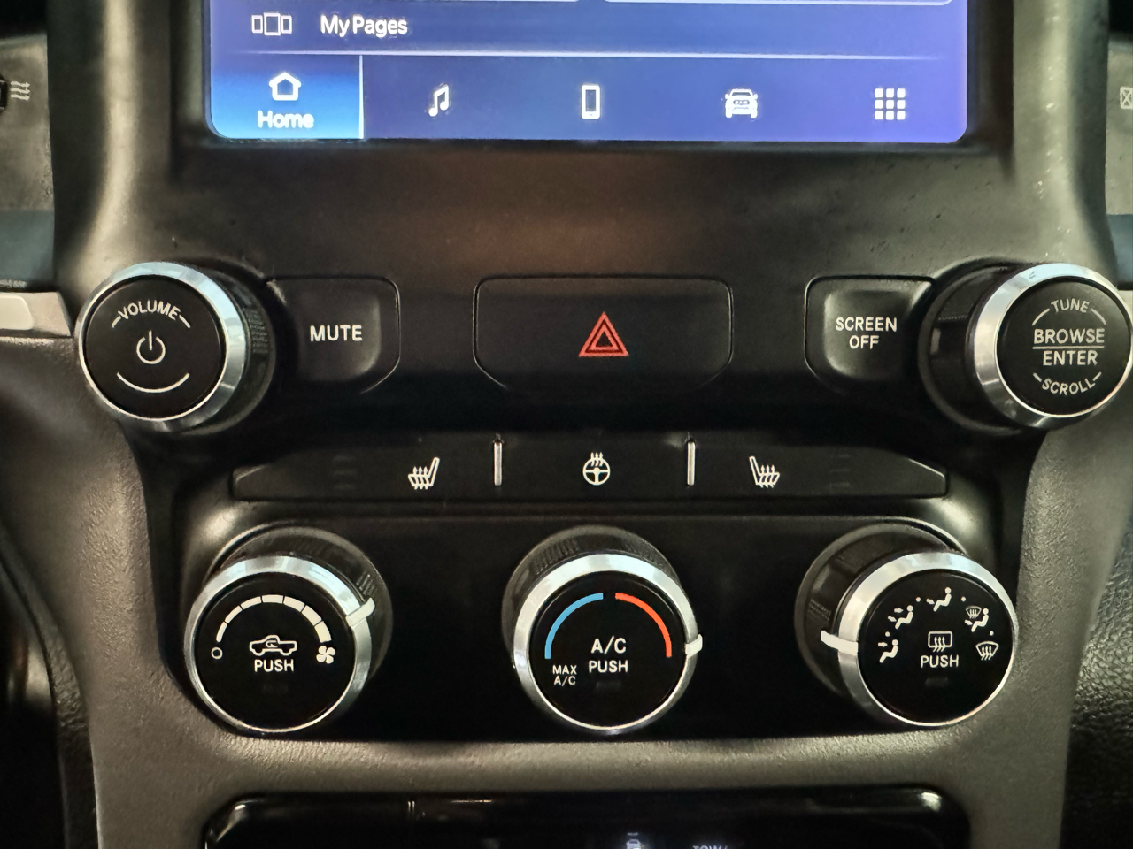 RAM 1500 Big Horn 4x4 Crew Cab 5'7" Box 2023 RAM 1500 Big Horn 4x4 Crew Cab 5'7" Box 2023